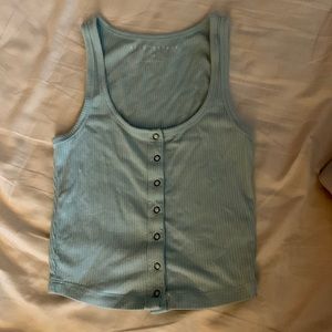 Light blue ribbed tank